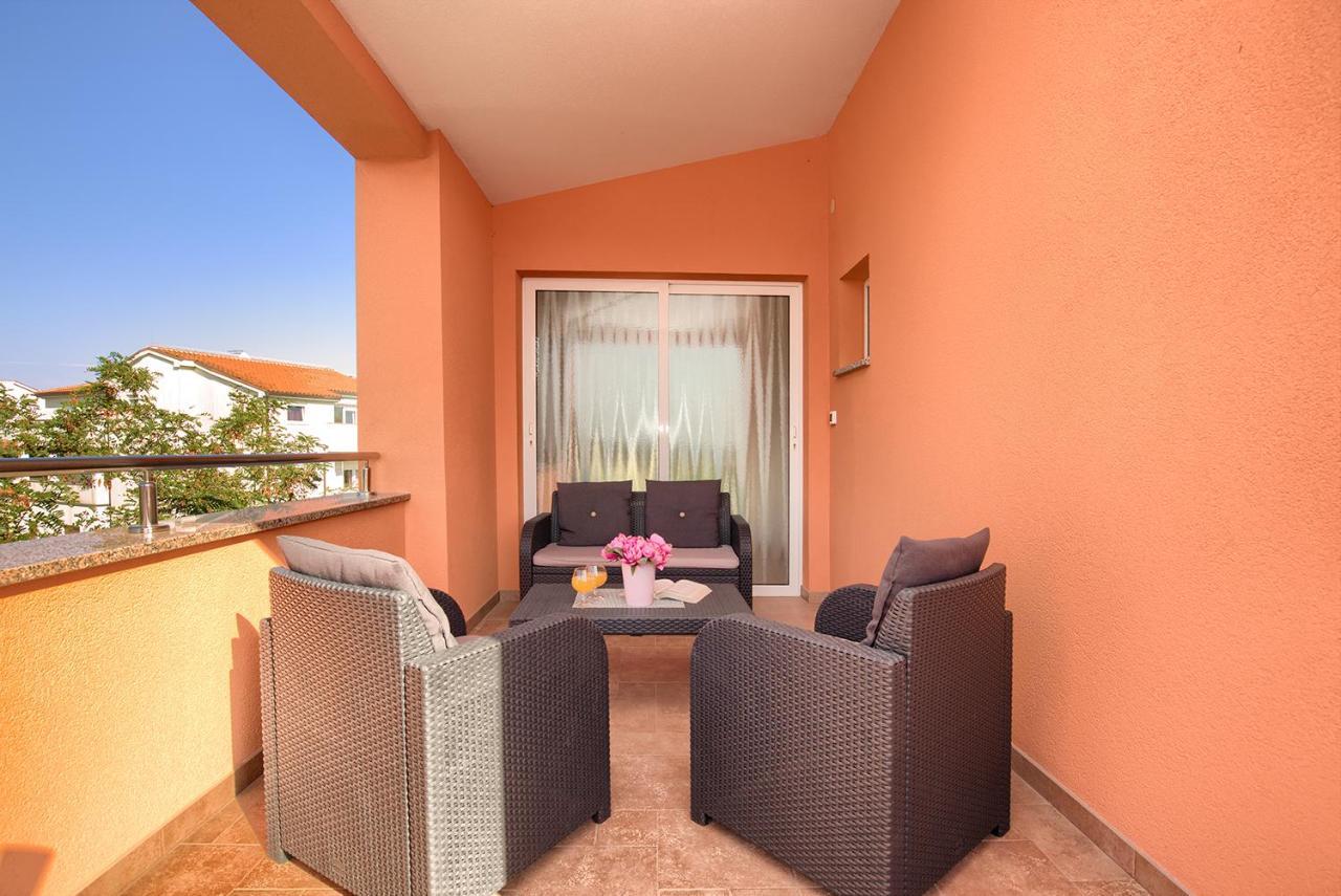 Apartments Orange Medulin Bagian luar foto